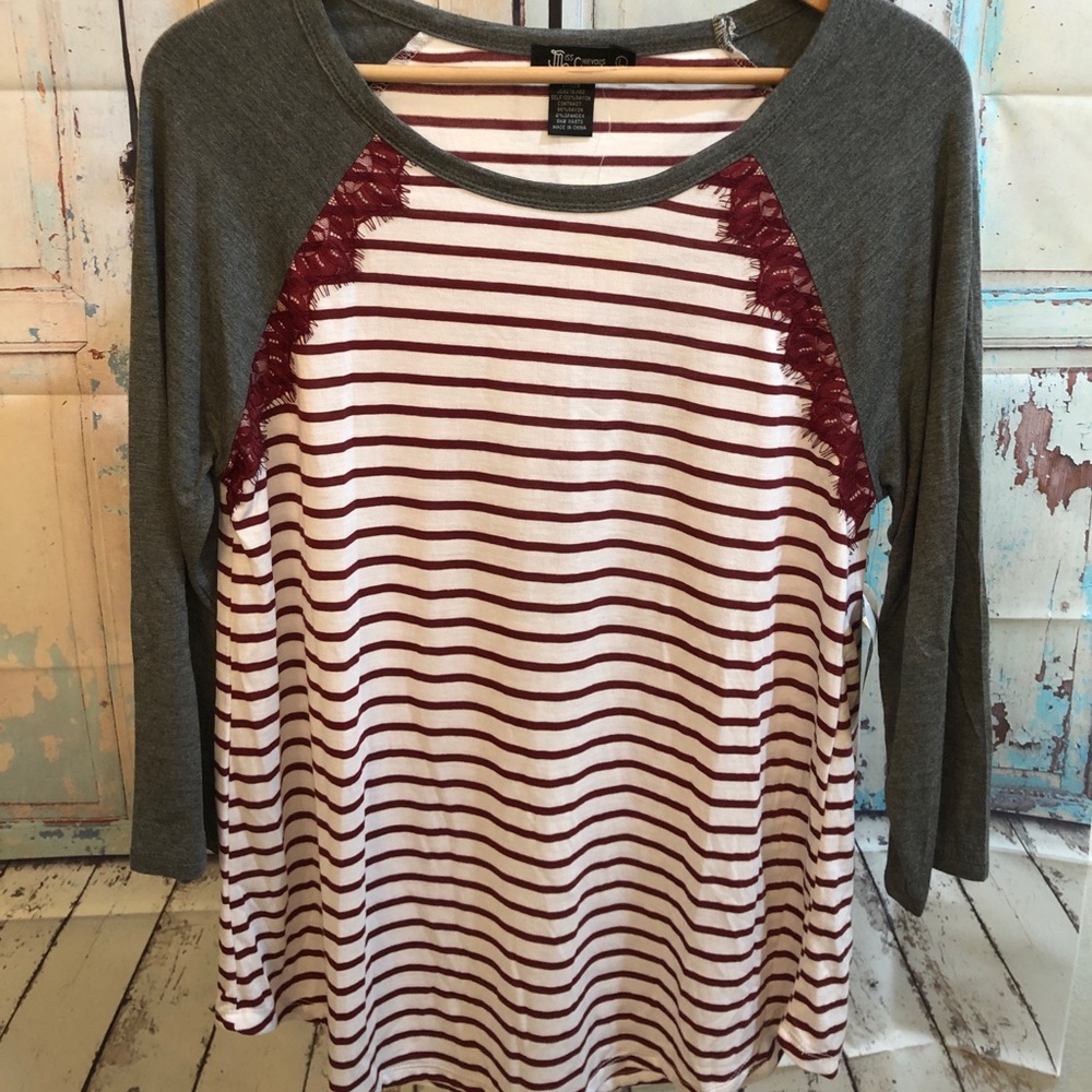 Miss Chievous 3/4 length sleeve top size L NWT!
